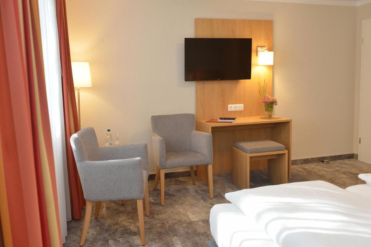 Land-Gut-Hotel Allerhof Frankenfeld エクステリア 写真