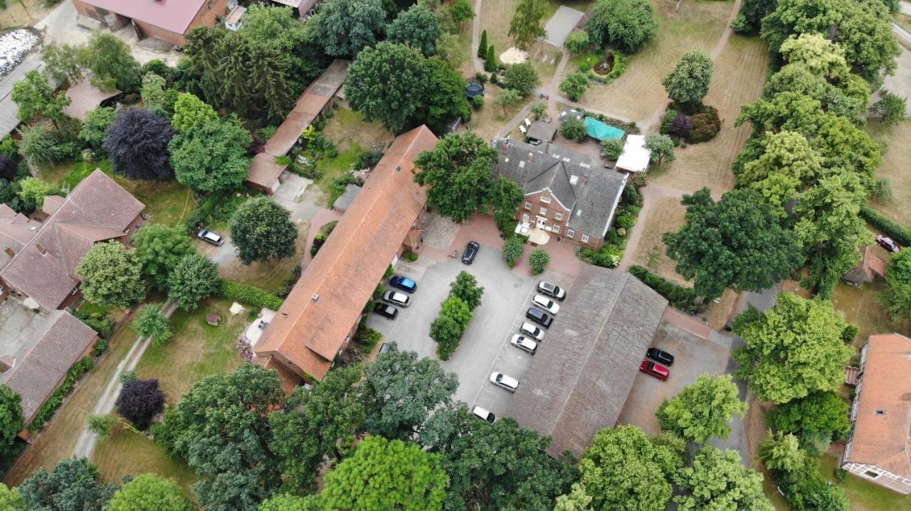Land-Gut-Hotel Allerhof Frankenfeld エクステリア 写真