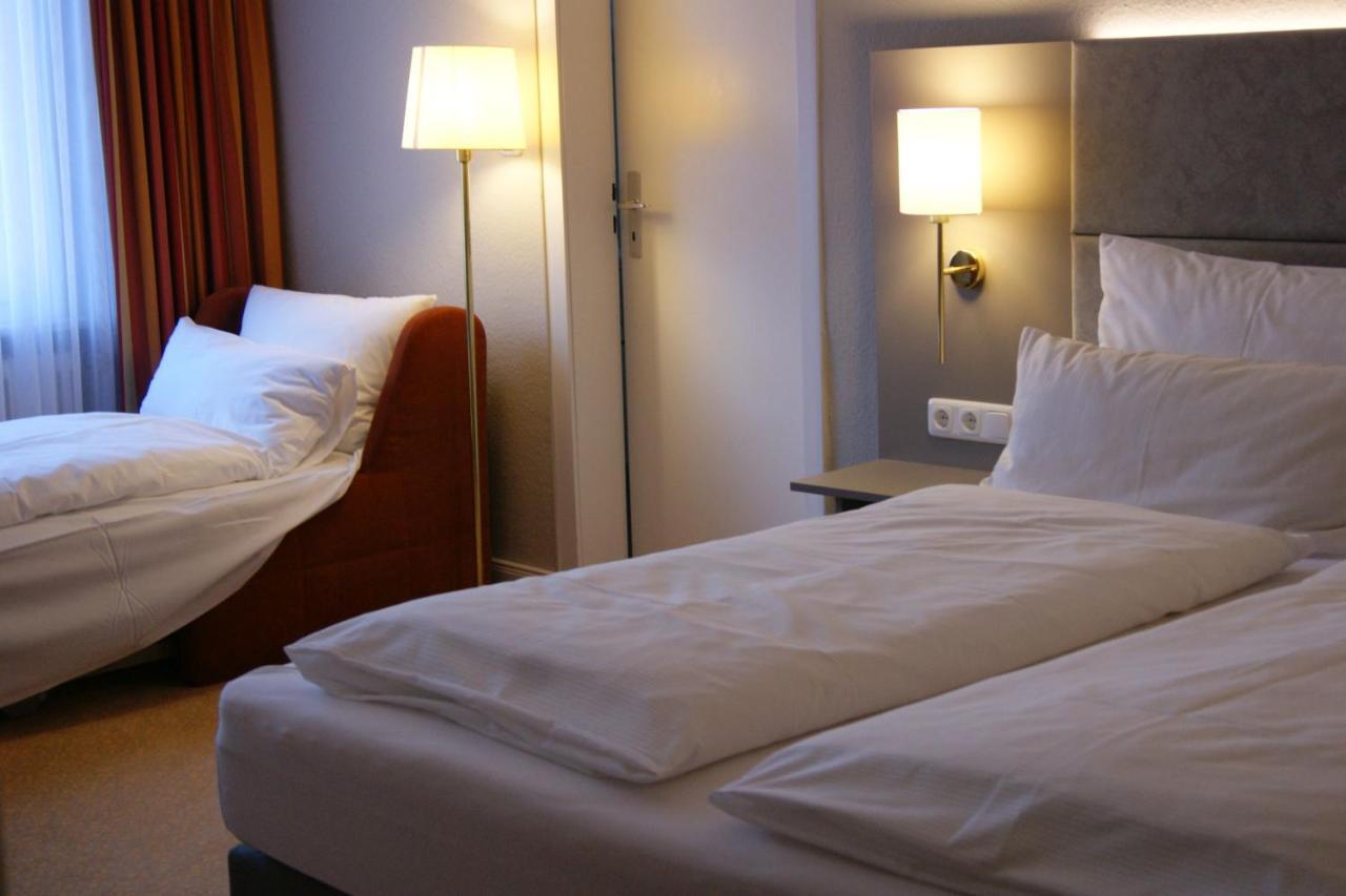 Land-Gut-Hotel Allerhof Frankenfeld エクステリア 写真