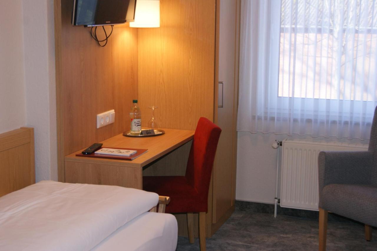 Land-Gut-Hotel Allerhof Frankenfeld エクステリア 写真